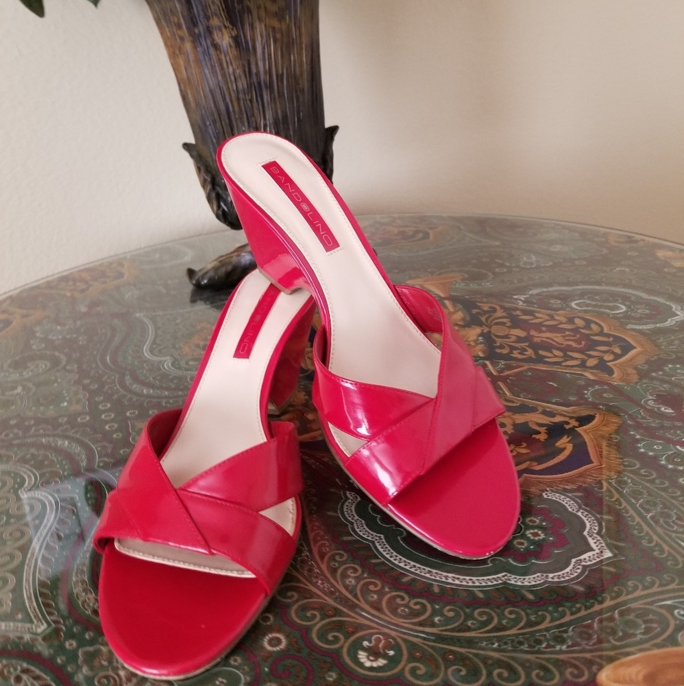 Bandolino Red Slip-on Sandals